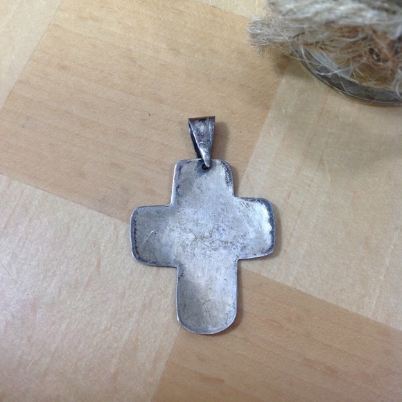 STERLING SILVER CROSS PENDANT - Picture 4 of 6